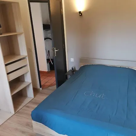 Apartment De Renovee En 2023